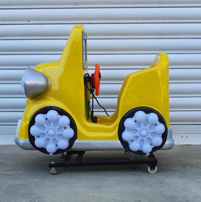 Детска клатушка с монети – кола (жълта) - Image 3