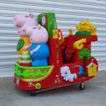 Детска клатушка с монети – прасенца