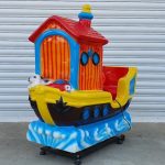 Детска клатушка с монети – корабче