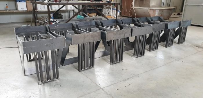 Метална конструкция за маса - Image 2